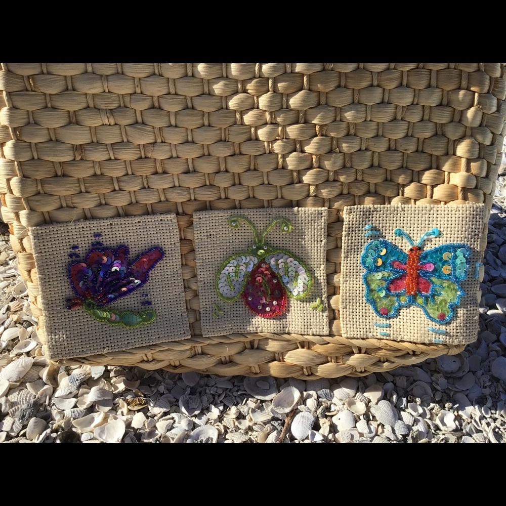 Purse - Picture 2 of 4